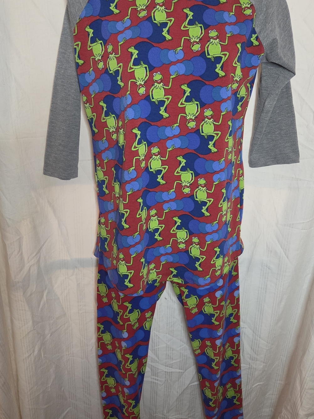 LuLaRoe Kermit The Frog Top And Bottom Lounge Set
